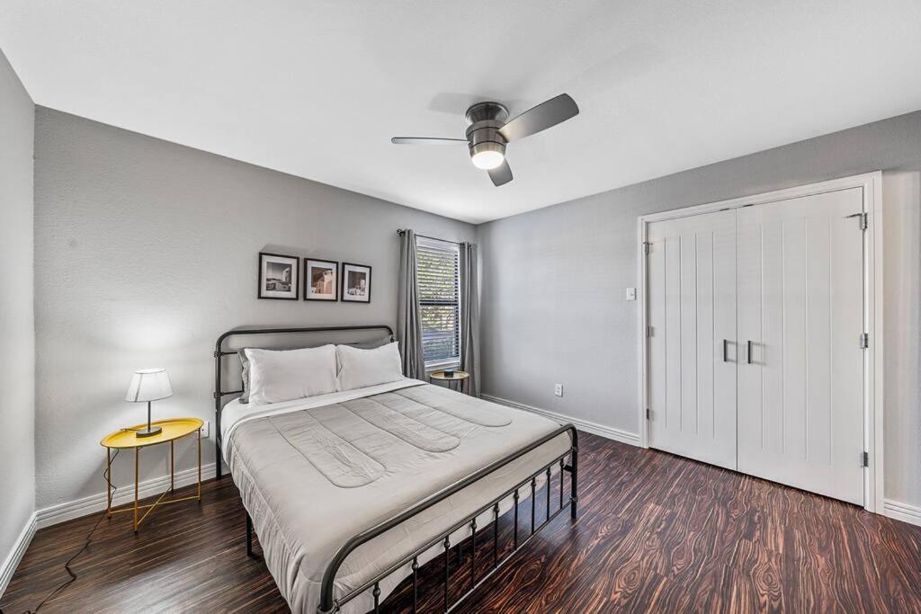 Luxe Condo In City Center Waco Dış mekan fotoğraf