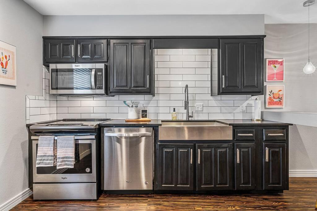 Luxe Condo In City Center Waco Dış mekan fotoğraf
